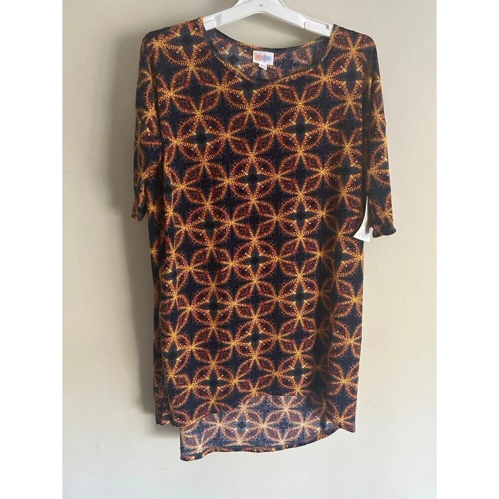 LuLaRoe Women’s Irma t-shirt Top Size M